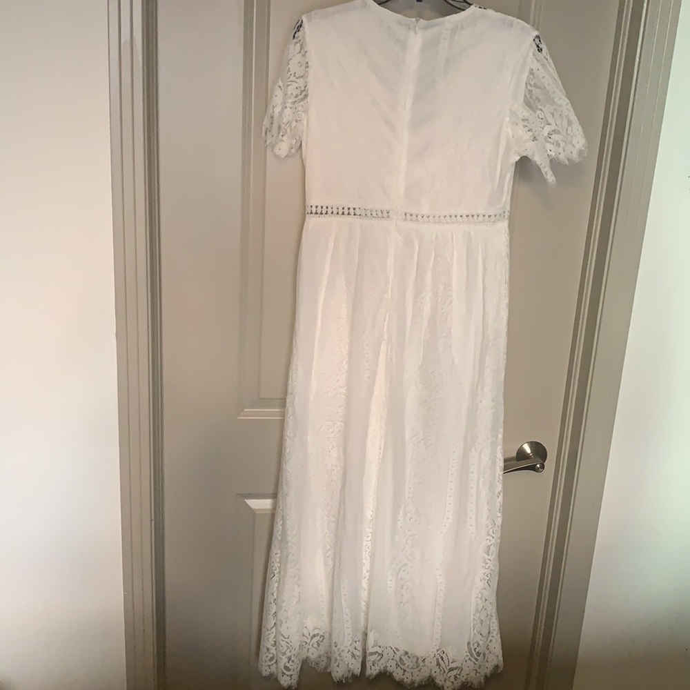 Hire lace eyelet maxi dress - Picture 5 of 6
